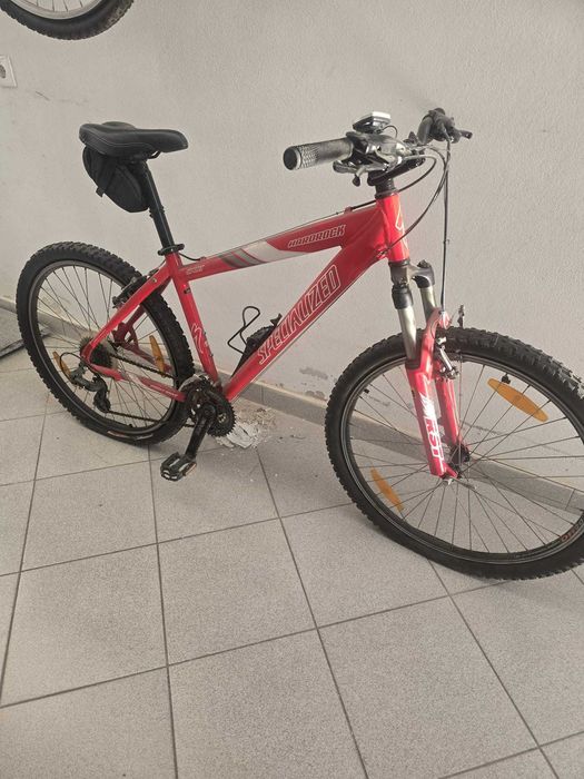 Conjunto 2 Bicicletas Specialized Hardrock e B’Twin Soul