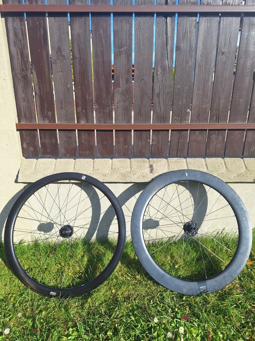 Koła szosowe karbonowe Giant SLR 1 i 2 ostożku 42 i 65