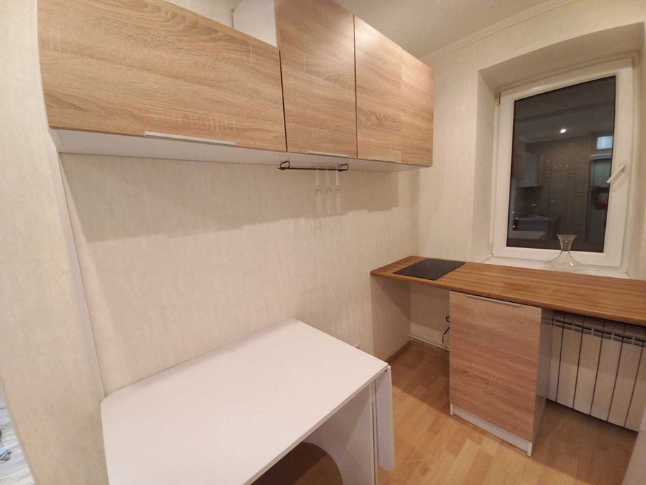 Здам в оренду 1к квартиру біля метро. Без комісії