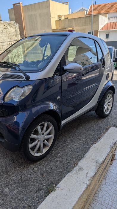 Smart fortwo passion 2004 131.000km venda provisóriamente suspensa