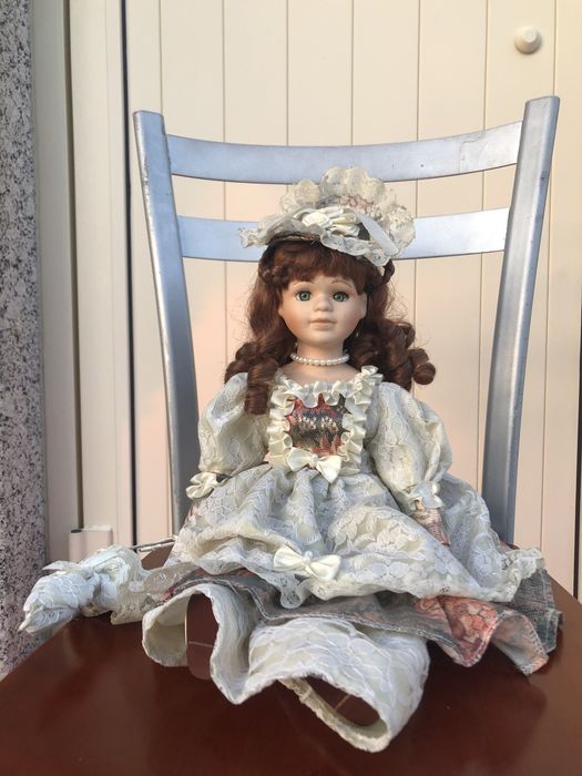 Bonecas porcelana