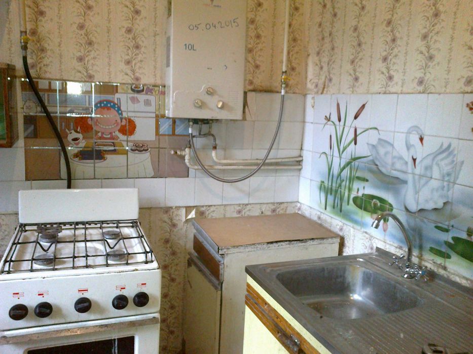 СДАЮ 2-кім.Кв. 2єтаж.Пр.Перемоги(ЦЕНТР).Автоном.Опал. Нов.Газ.Колонка