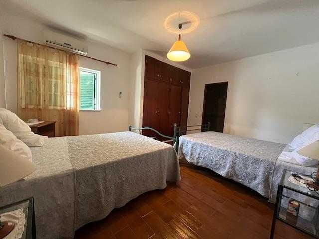 Moradia com Piscina para Férias em Altura