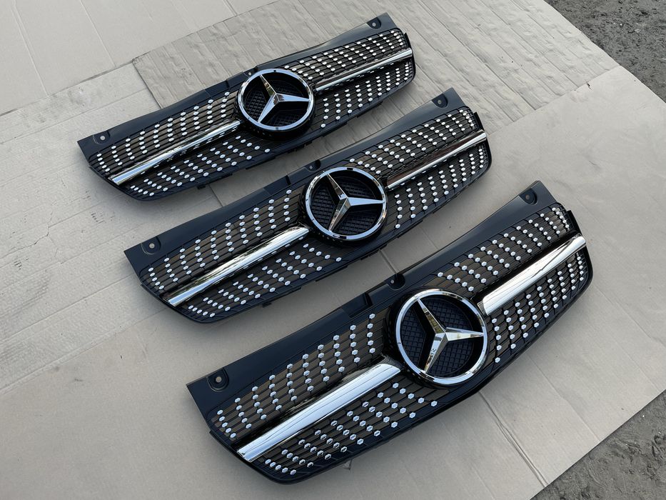 Решетка радиатора диамантовая на VITO VIANO W 639