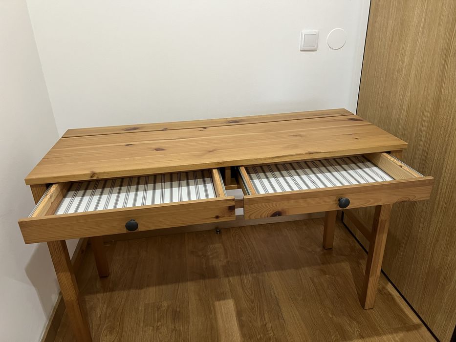 Secretaria IKEA pinho
