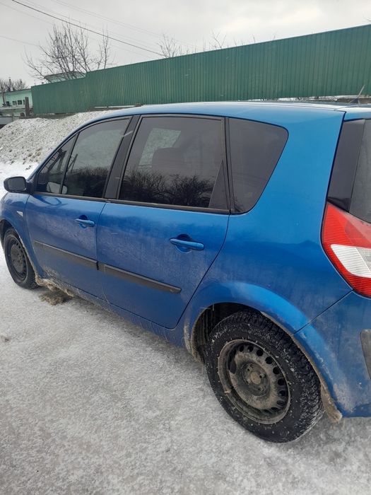 Продам рено ксенік 2 бензин 1.6 коробка автомат авто в доброму стані.