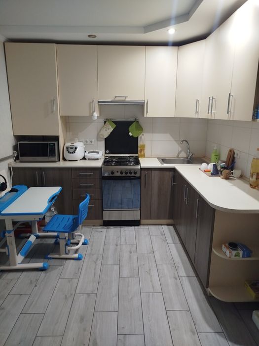 (3) Продам 1-кімнатну квартиру на Тяжилові 4698
