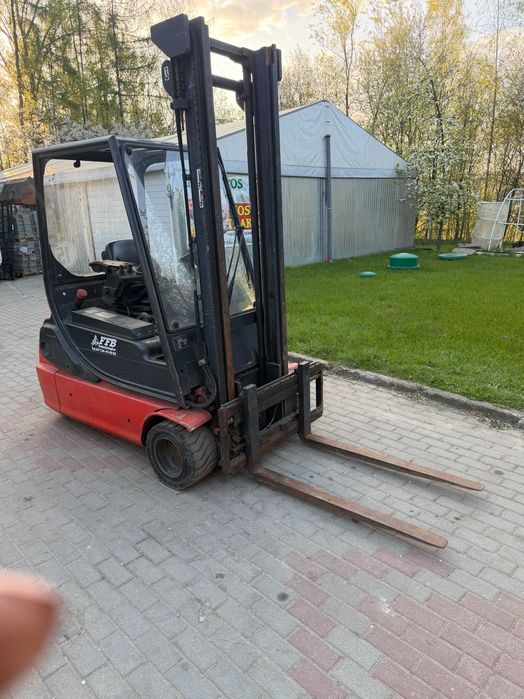 Wózek widłowy Linde E18