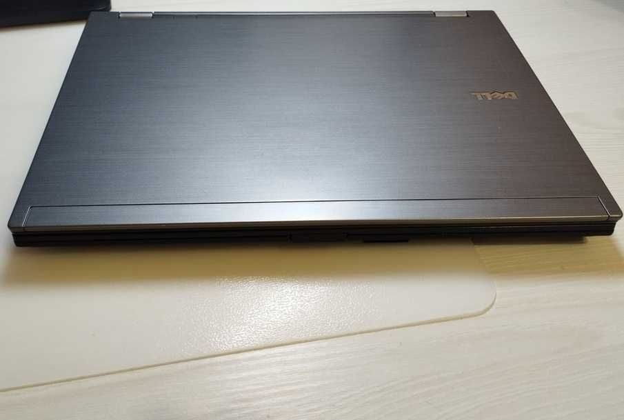 Ноутбук Dell Latitude E6410 Corei5 HDD320Gb память 4GbDDR3 рабочий