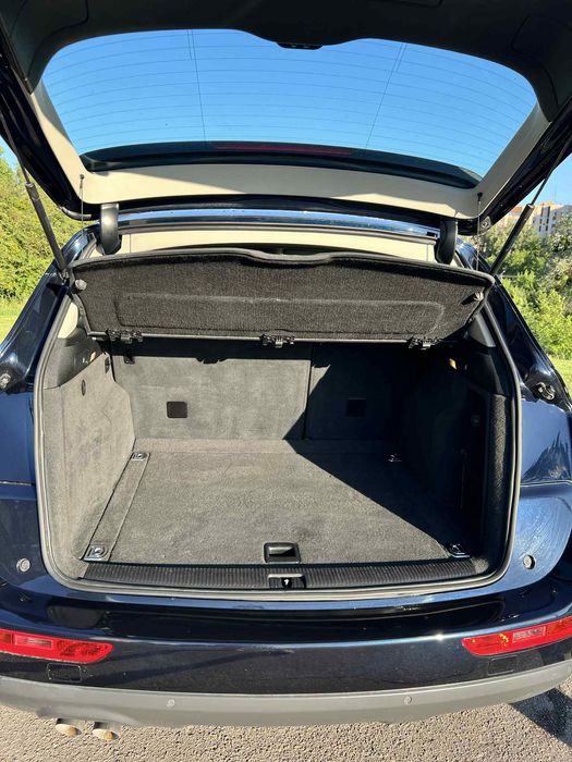 Ауді q5 2010 року 2.0 дізель автомат