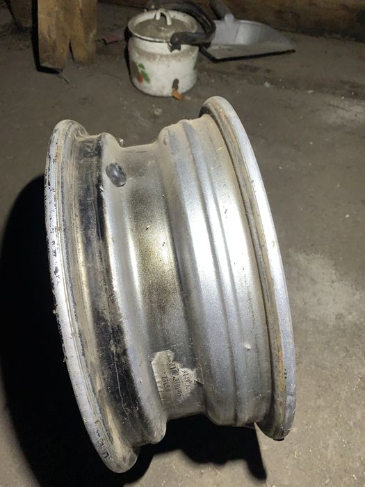 Диск  r13 на Lanos