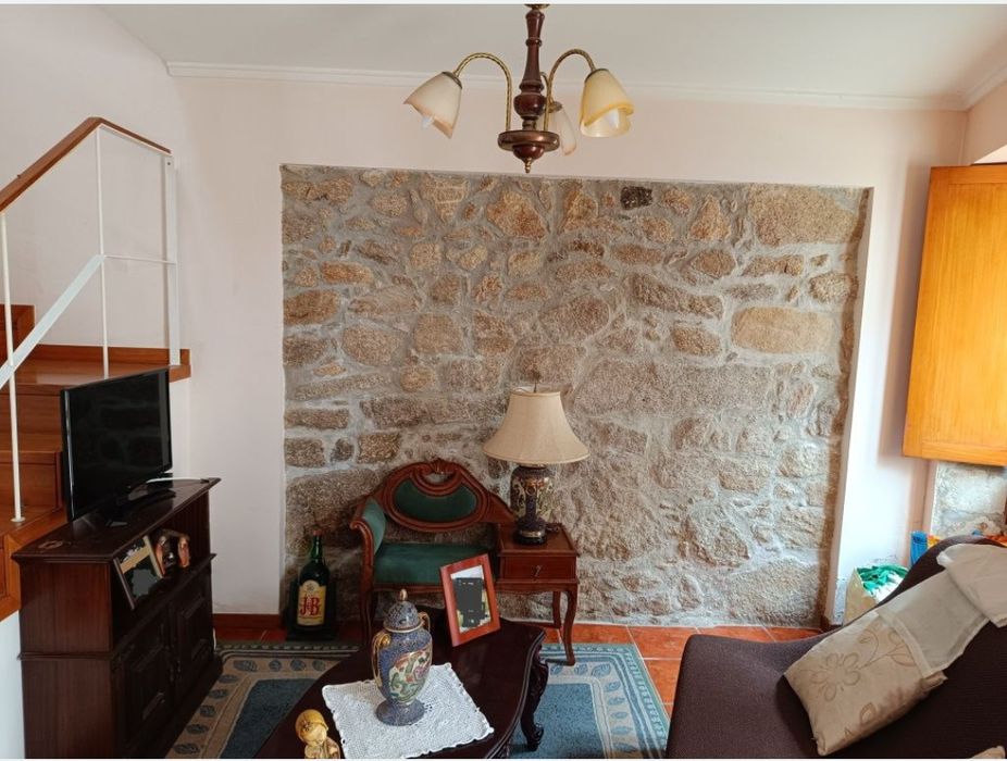 Casa (Imóvel) T2 vista para o Rio Ave na Rua do Socorro Vila do Conde.