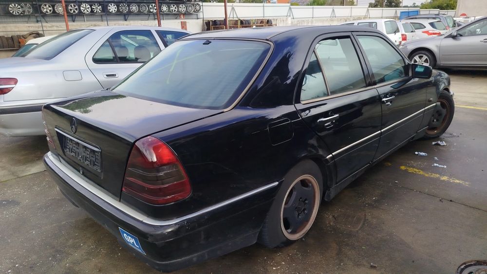 Para peças MERCEDES-BENZ Classe C (W202)