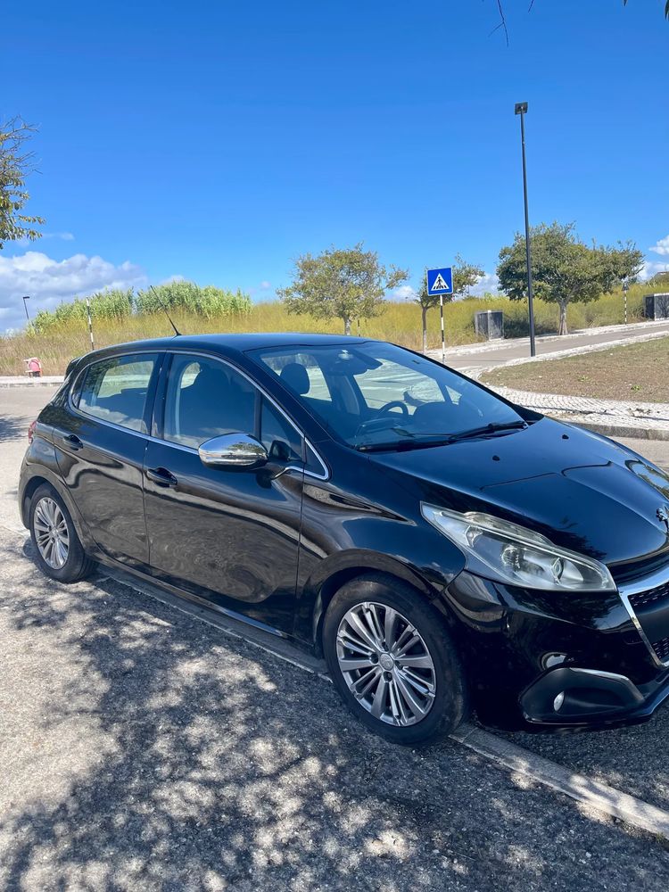 Peugeot 208 1.6 BlueHDi Allure