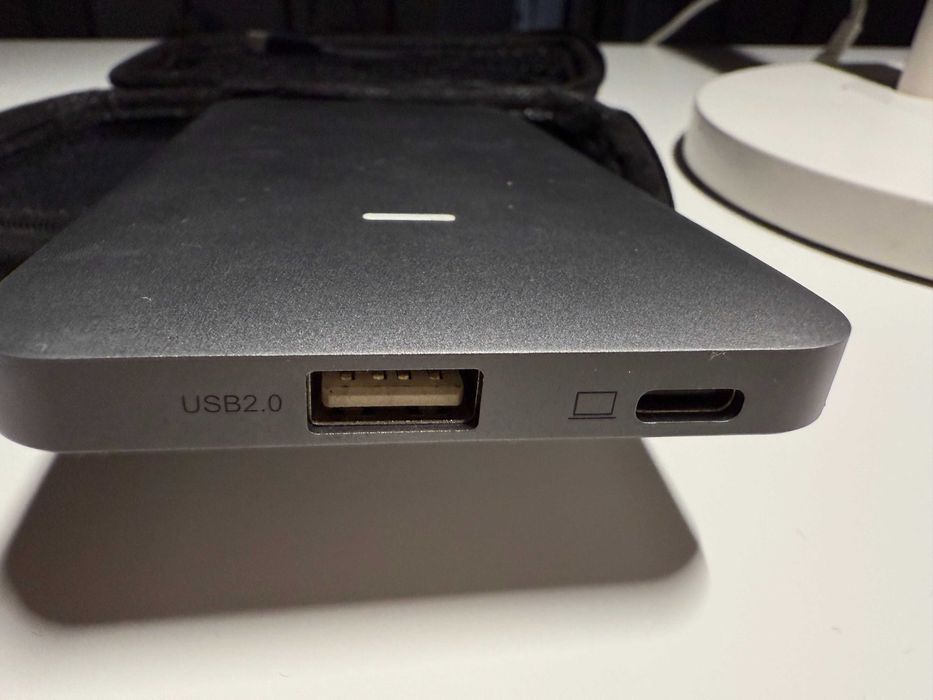 Hagibis-Docking Station C/ possiblidade de fazer de disco externo SSD