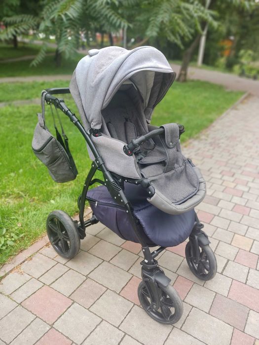 Коляска  Classic