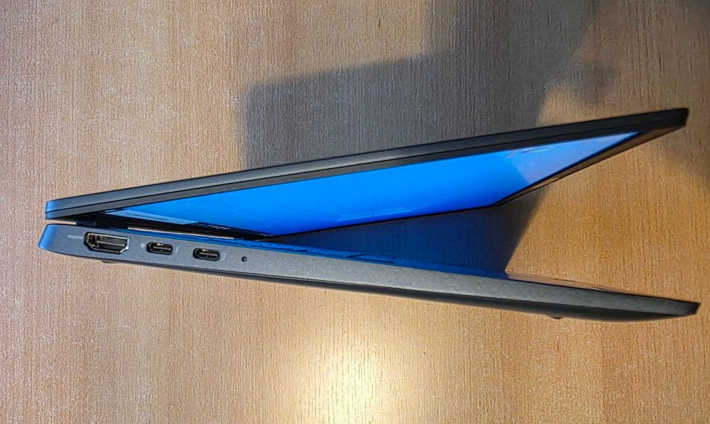 Dell Latitude 7450 Ultralight 5 135U/32Gb DDR5/1024ssd/ FHD *вага 1,2 кг* як новий*