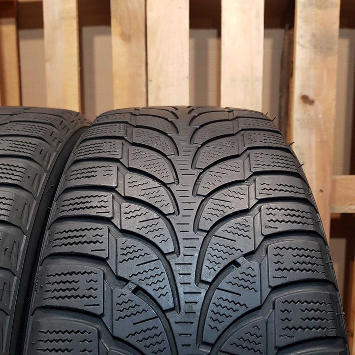 Bridgestone Blizzak LM-80 235/55/17 Шини Зимові (2шт) з Європи б/в Р17