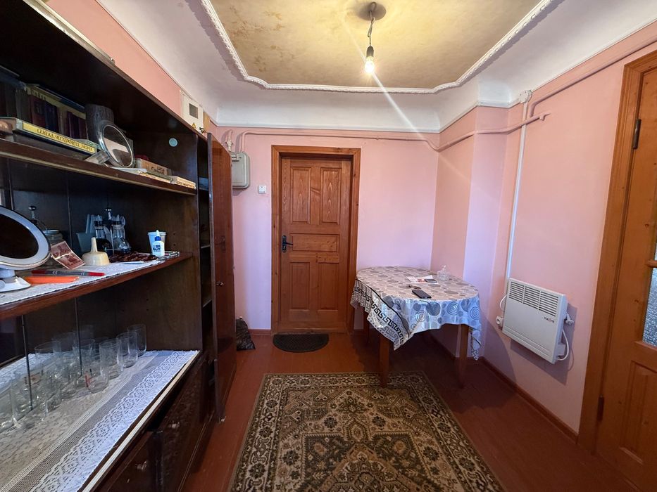 Оренда 1 кімнатноі квартири в центрі міста по вул. Хортицькхій .