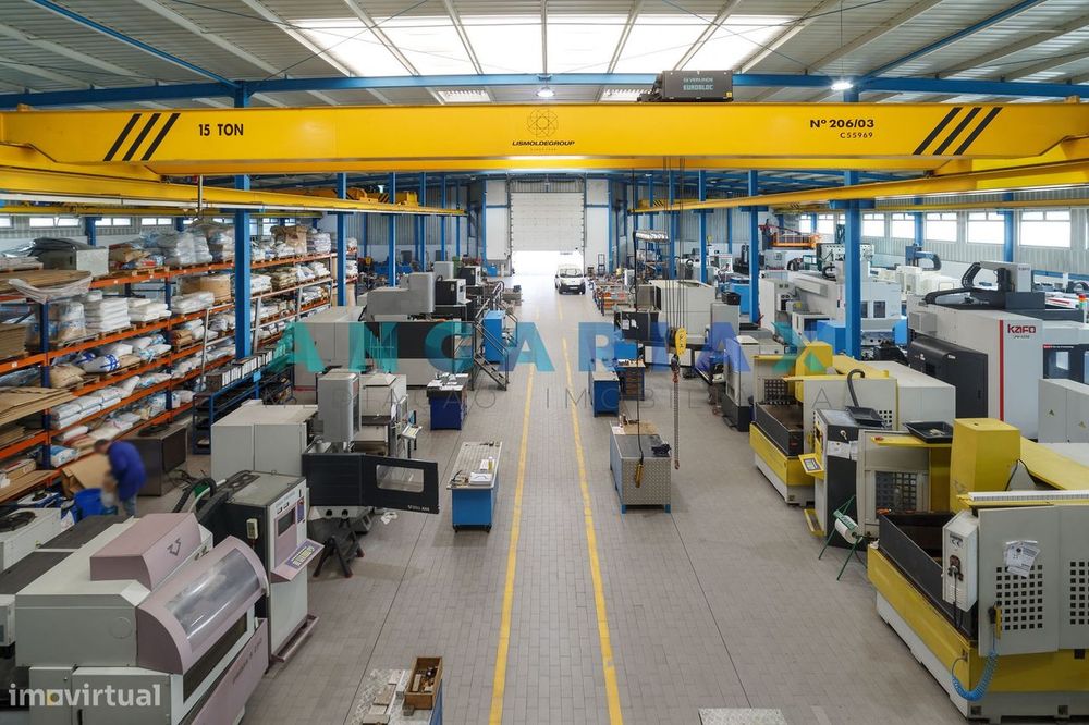 ANG737 - Pavilhão Industrial para Venda em Porto de Mós, Leiria