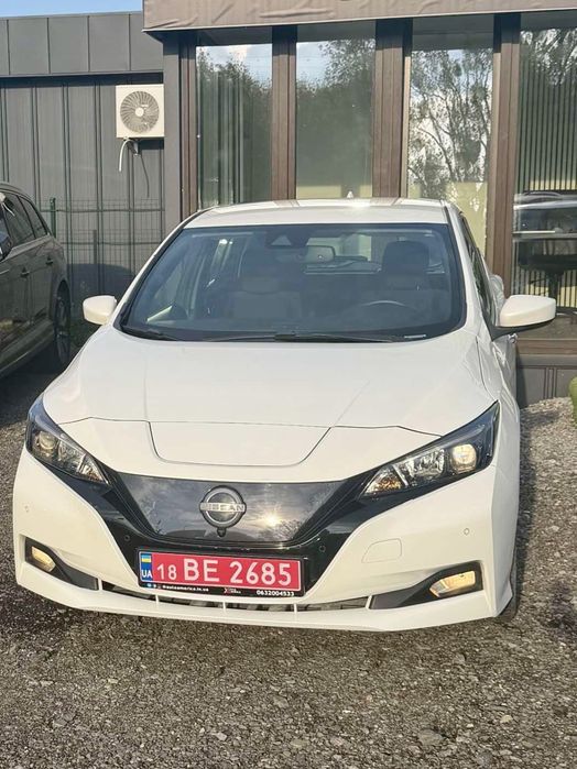 Nissan leaf 40 гарний стан