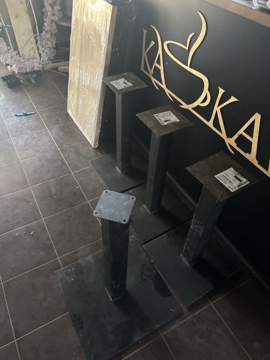 Металеві ніжки для столу