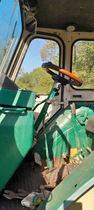 Трактор ЮМЗ 6Л з прицепом . Дзвоніть - за ціну домовимось