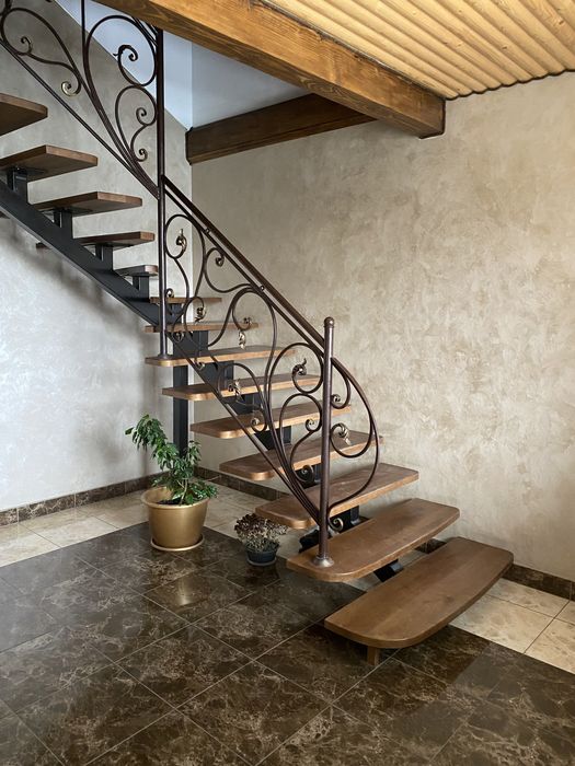 Готель(хостел)Стрий.Погодинно,подобово!!!