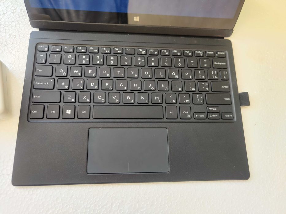 Планшетный ноутбук Dell Latitude 7275 +LTE 8/256Gb 16%