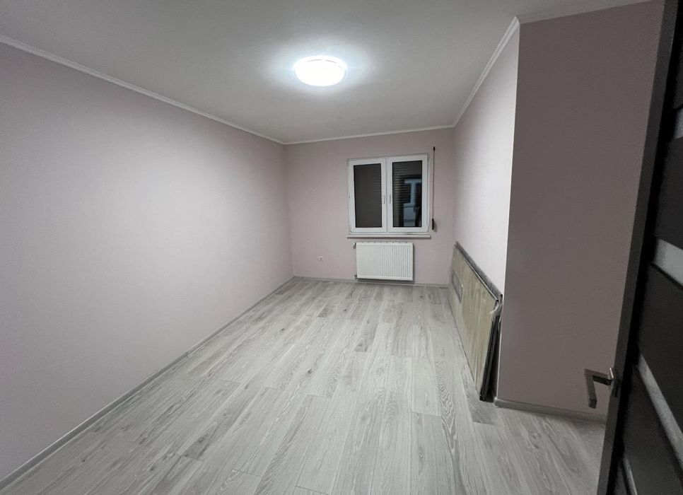 Будинок з гаражем с. Вислобоки, 13 км від Львова