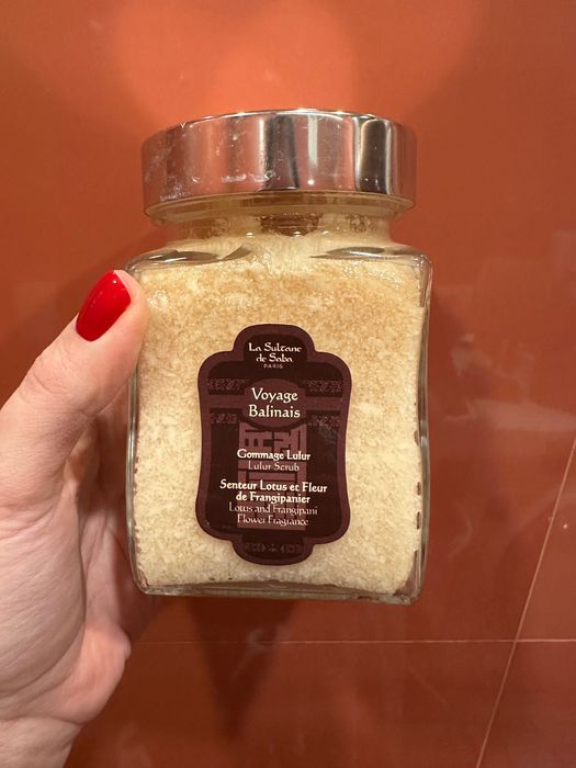 Скраб для тіла La Sultane De Saba Lotus And Frangipani Flowers