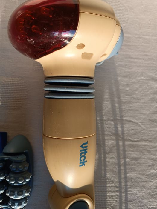 Массажер  для тела Vitek V 1387