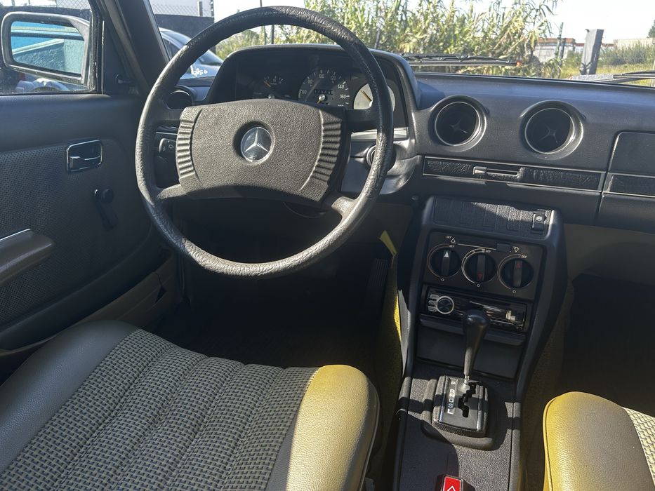 Mercedes Benz 200 - clássico