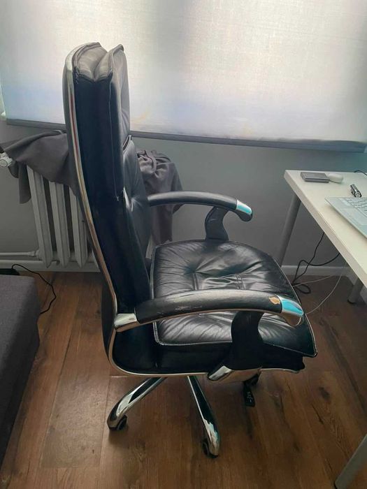 Urgent sale Office chair
