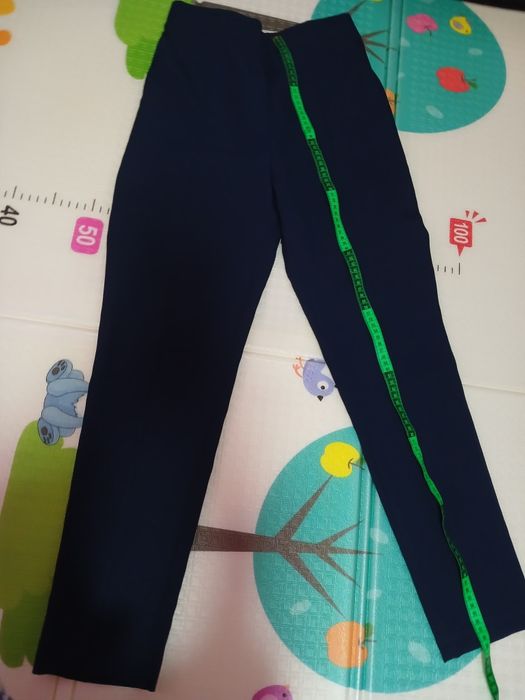 Жіночі класичні брюки