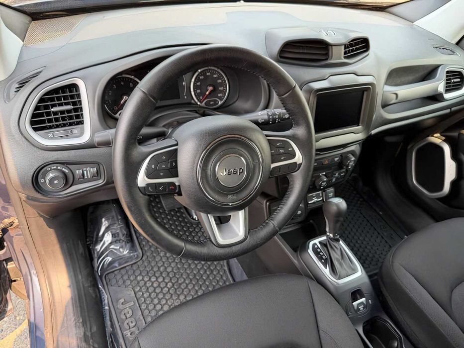 Jeep Renegade      2020