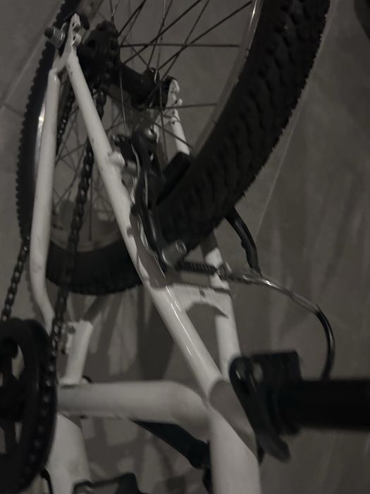 Bicicleta de trekking crianca. Roda 20. Decathlon