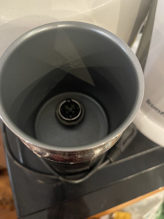 Aeroccino da nespresso pouco uso