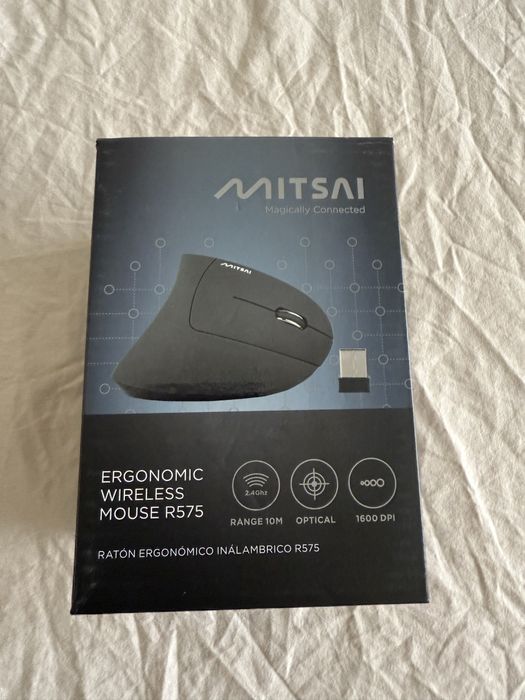 Ergonomic wireless mouse R575 como novo