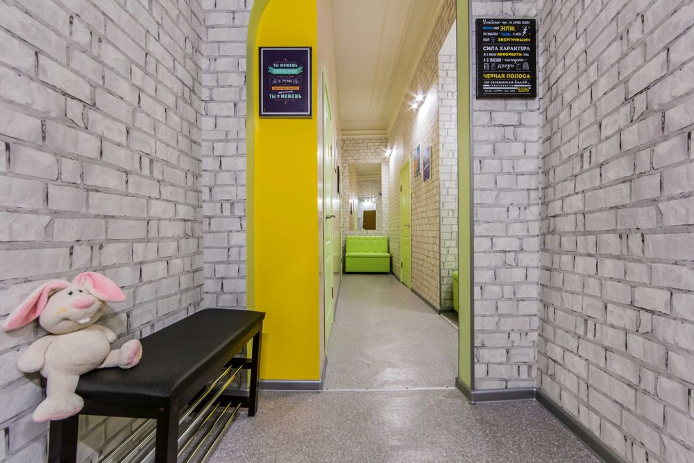 Місце в гуртожитку метро Лук'янівська!Перший поверх, хостел зі світлом