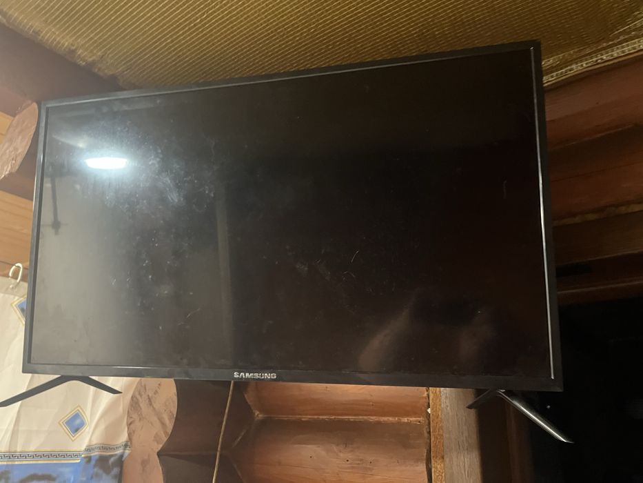 Телевізор самсунг 42 ,китай . На запчастини