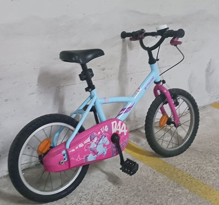Bicicleta infantil menina