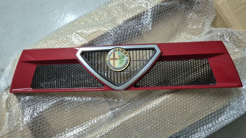 Grelha Alfa Romeo 75