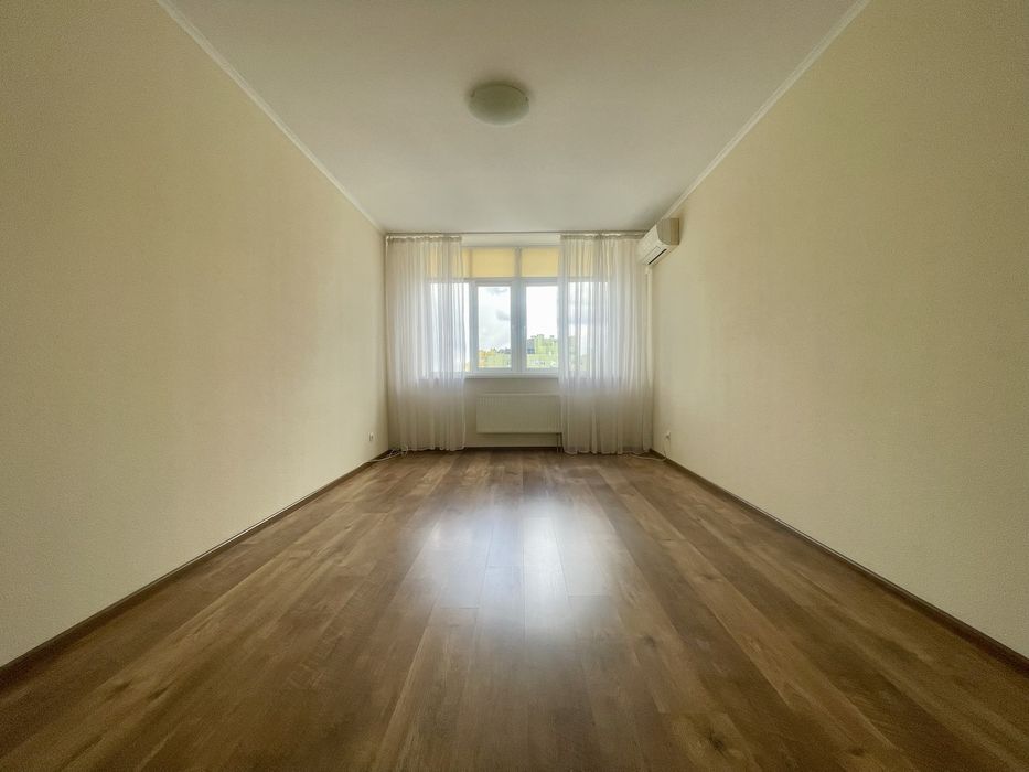 Продаж видової квартири Паркові Озера | 47.6м | генератор | парк Перемоги | метро Дарниця, Лівобережна | Лівий берег