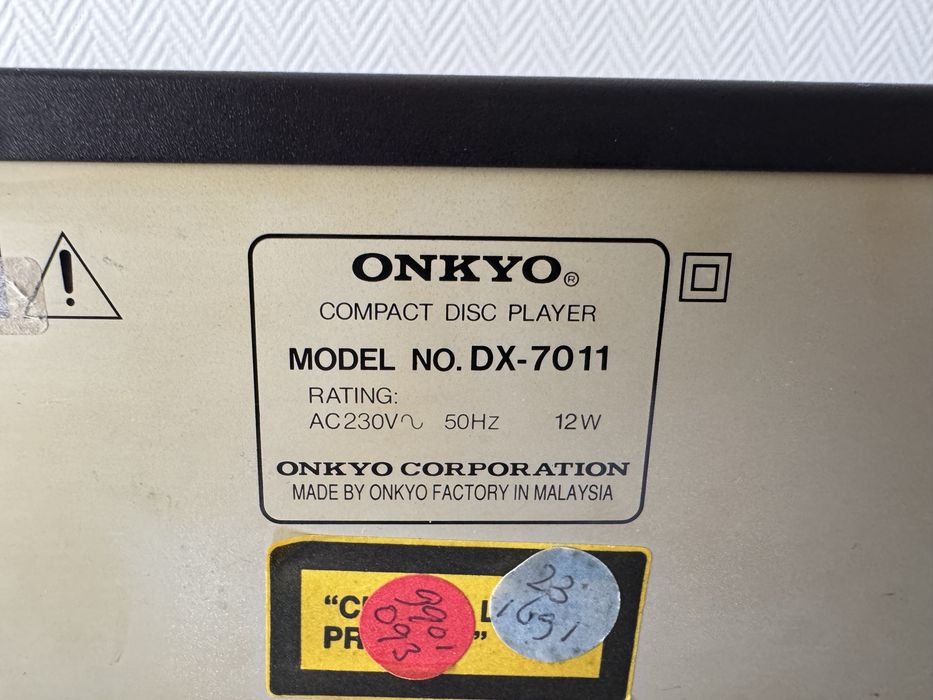 Odtwarzacz cd Onkyo DX-7011
