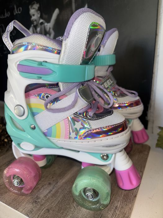 Como novo! Sulifeel Rainbow Unicorn Rodas de Patins com Luzes Ajustáveis para Meninas e Meninos, Tamanho: EU 28-31