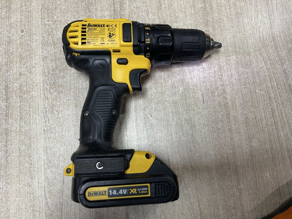 Dewalt DCD730 / акумуляторний шурупокрут Девольт 14.4V