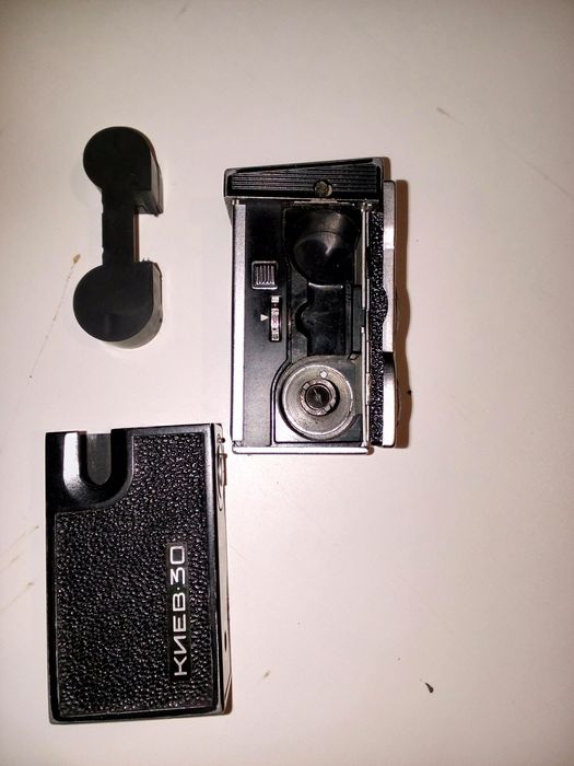 Фотоапарат КИЇВ-30