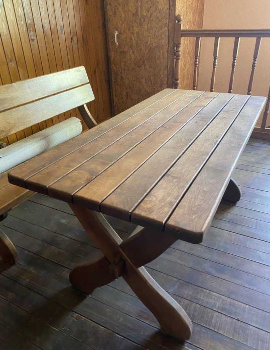 Продам столы деревянные