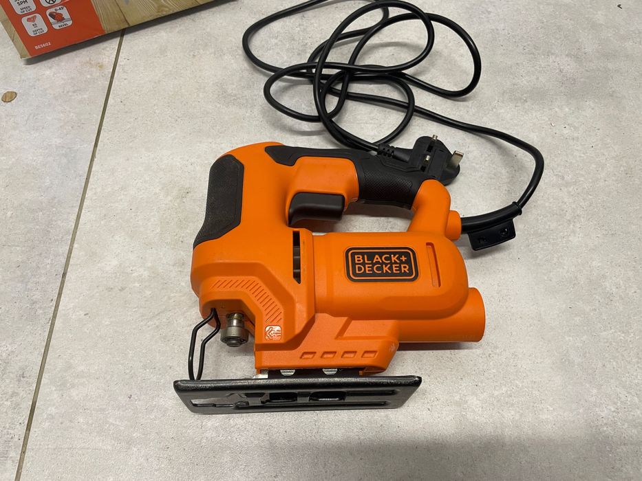 Wyrzynarka Black & Decker 400w